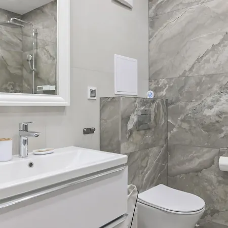 Ltc - Zeromskiego 7 * Γκντίνια